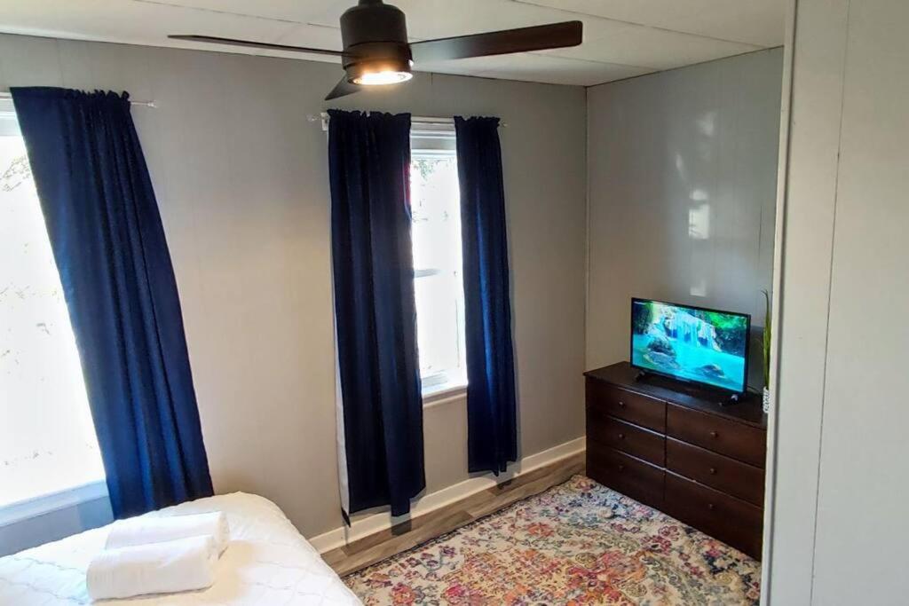 Perfect Combo Of Charm & Comfort- 2Bedroom Home Noblesville Zewnętrze zdjęcie