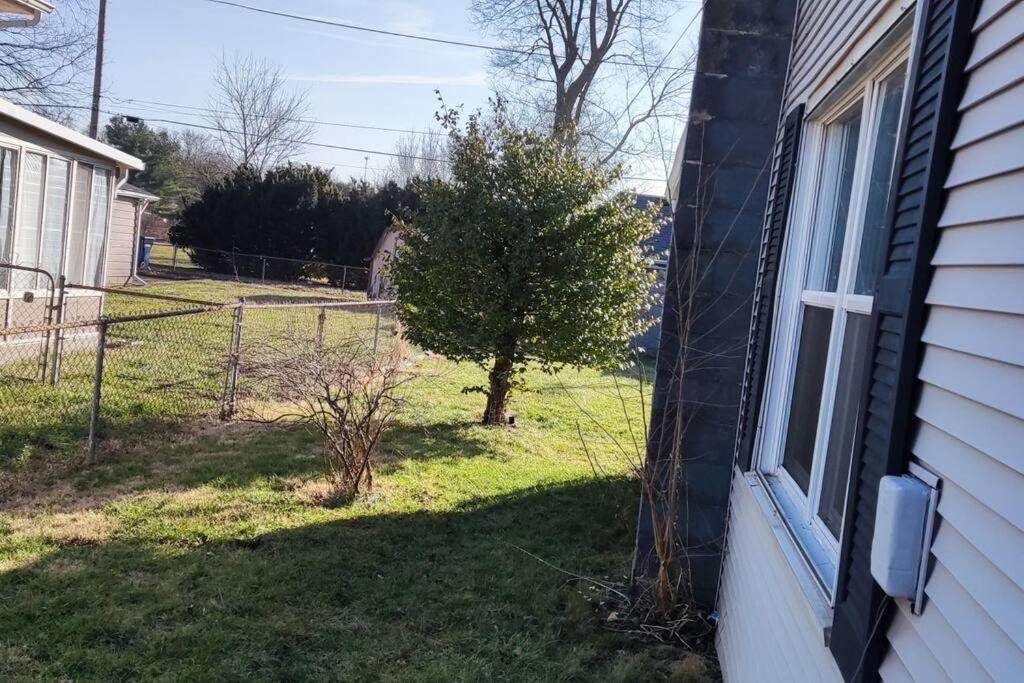 Perfect Combo Of Charm & Comfort- 2Bedroom Home Noblesville Zewnętrze zdjęcie